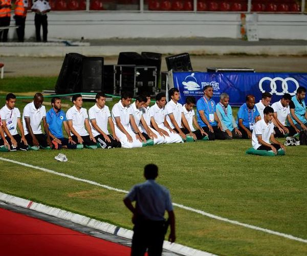 Namaz ile ilgili görüntüler