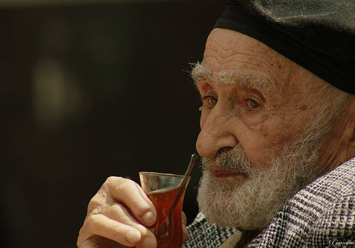 Yaşlı İnsanlara Saygı ve Yaşlıların Duası