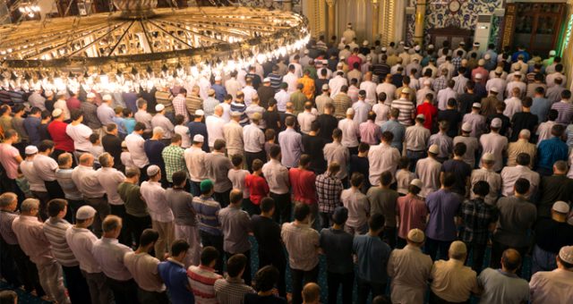 Cuma Namazı-Cuma Namazı Kimlere Farzdır?-Cuma Namazının Kılınışı-Cuma Namazının Adabı