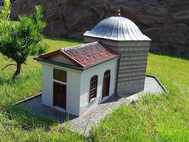 Ertuğrul Gazi Türbesi
